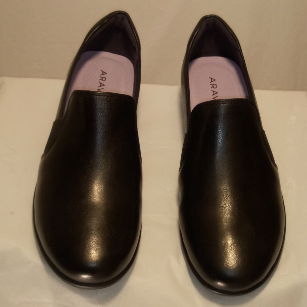 ARAVON WOMEN'S SLIP ON  FLATS BLACK SIZE 7